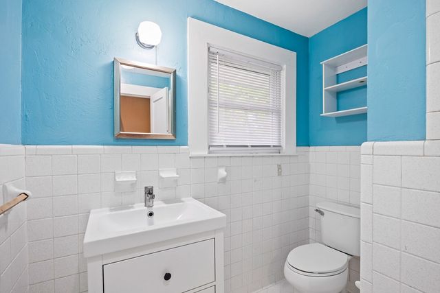 924 Bulwer Ave, Kerrville, TX 78028