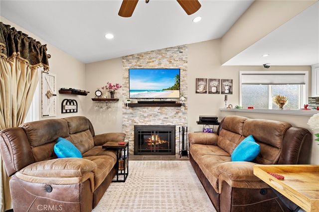 20712 Spindrift Lane, Huntington Beach, CA 92646