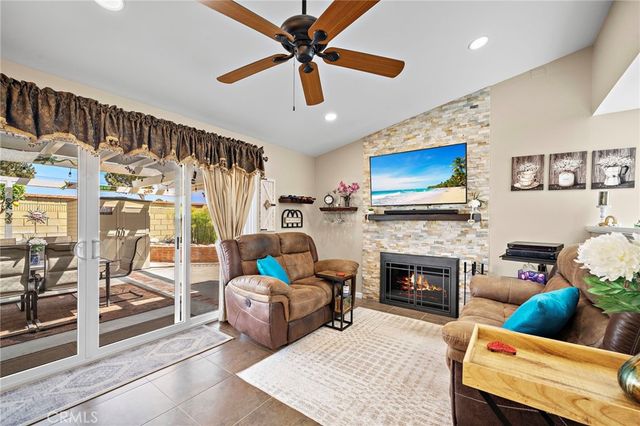 20712 Spindrift Lane, Huntington Beach, CA 92646
