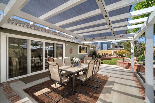 20712 Spindrift Lane, Huntington Beach, CA 92646