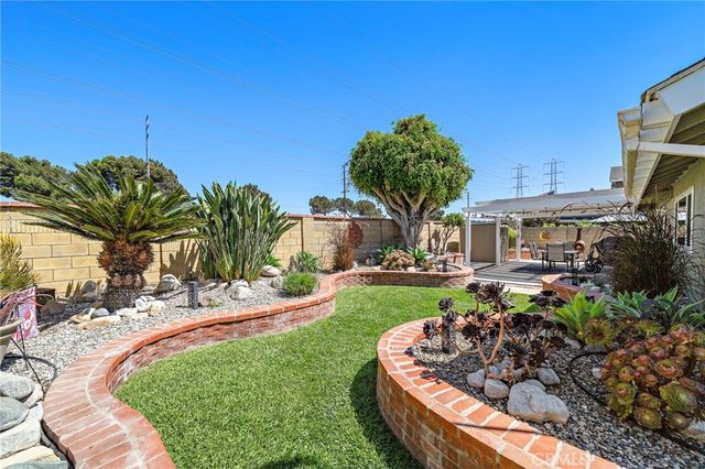 20712 Spindrift Lane, Huntington Beach, CA 92646