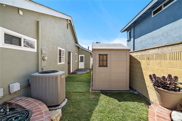 20712 Spindrift Lane, Huntington Beach, CA 92646