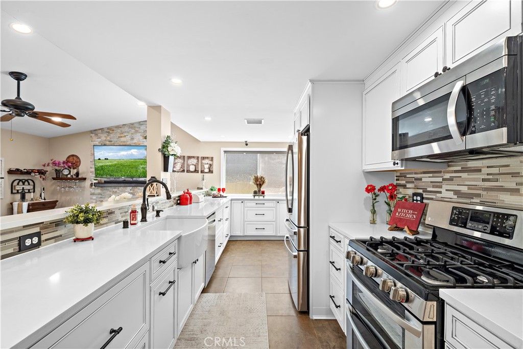 20712 Spindrift Lane, Huntington Beach, CA 92646