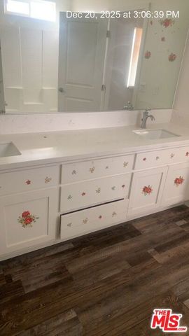 9200 Evelyn Avenue, California City, CA 93505