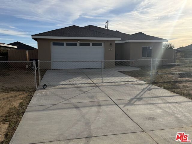 9200 Evelyn Avenue, California City, CA 93505