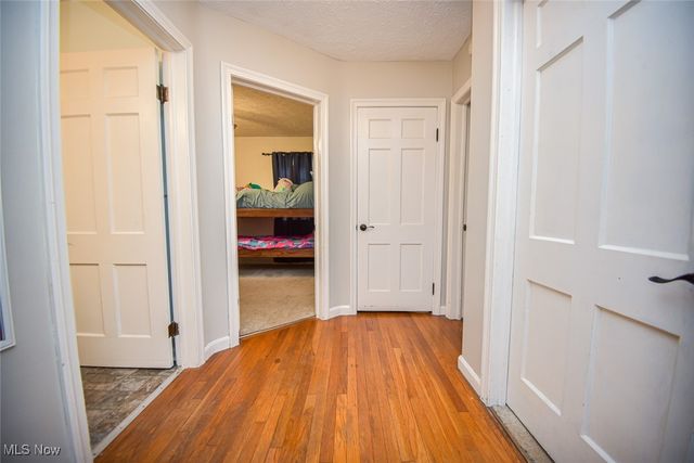 4095 E Smith Road, Medina, OH 44256