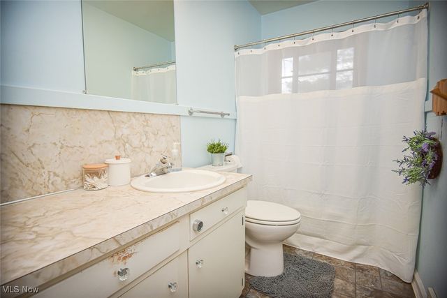 4095 E Smith Road, Medina, OH 44256