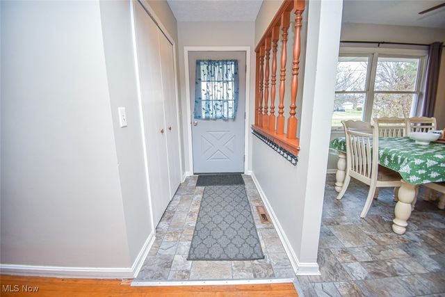 4095 E Smith Road, Medina, OH 44256