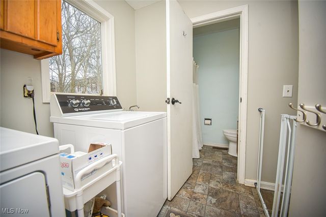 4095 E Smith Road, Medina, OH 44256