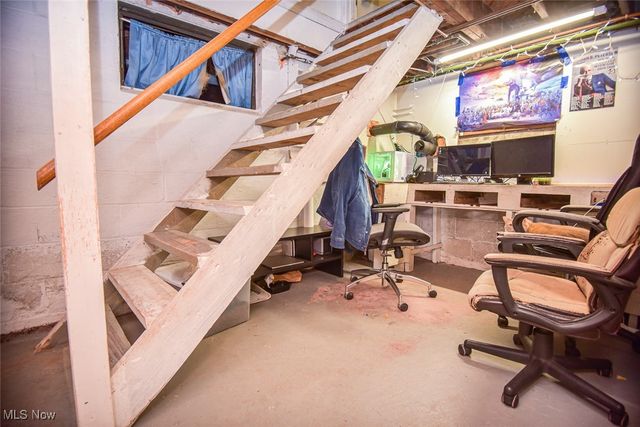 4095 E Smith Road, Medina, OH 44256