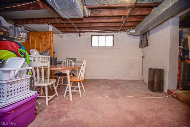 4095 E Smith Road, Medina, OH 44256