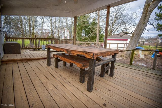 4095 E Smith Road, Medina, OH 44256