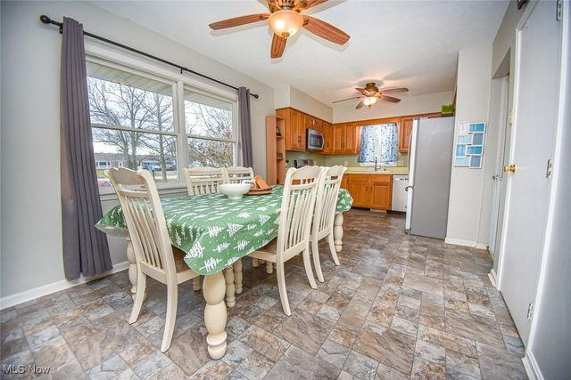 4095 E Smith Road, Medina, OH 44256