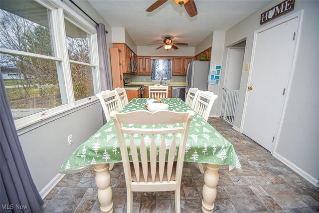 4095 E Smith Road, Medina, OH 44256