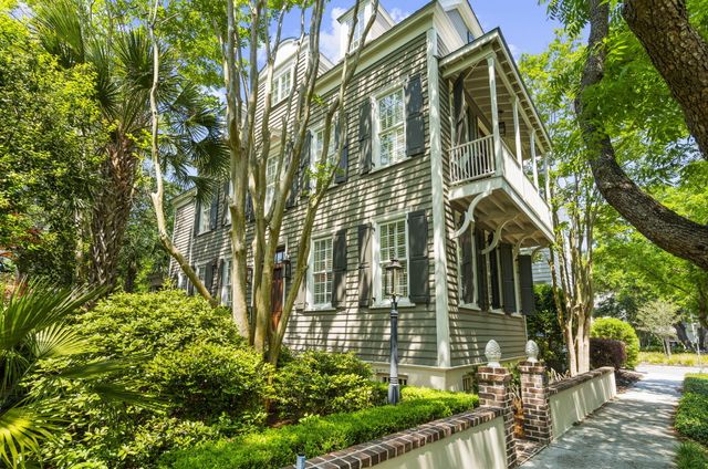 127 Ionsborough Street, Mount Pleasant, SC 29464