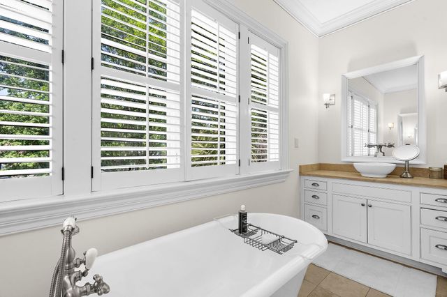 127 Ionsborough Street, Mount Pleasant, SC 29464