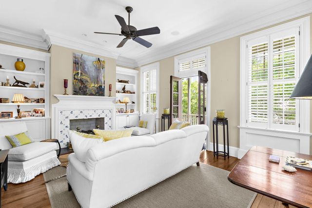 127 Ionsborough Street, Mount Pleasant, SC 29464