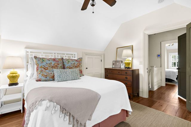 127 Ionsborough Street, Mount Pleasant, SC 29464