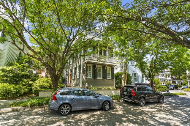 127 Ionsborough Street, Mount Pleasant, SC 29464