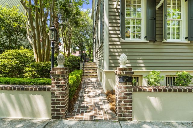 127 Ionsborough Street, Mount Pleasant, SC 29464