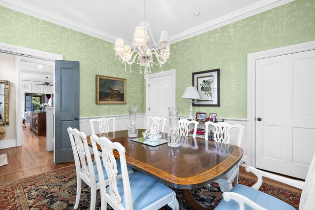 127 Ionsborough Street, Mount Pleasant, SC 29464