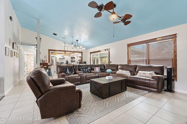 830 Garvey Road SW, Palm Bay, FL 32908