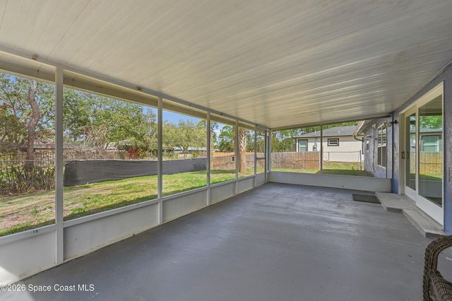 830 Garvey Road SW, Palm Bay, FL 32908