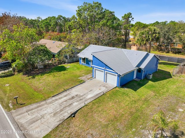 830 Garvey Road SW, Palm Bay, FL 32908