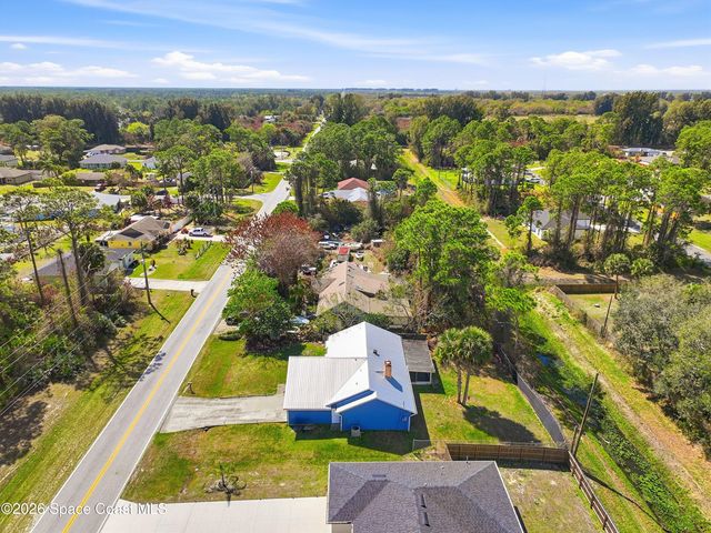 830 Garvey Road SW, Palm Bay, FL 32908