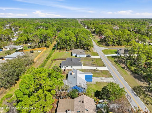 830 Garvey Road SW, Palm Bay, FL 32908