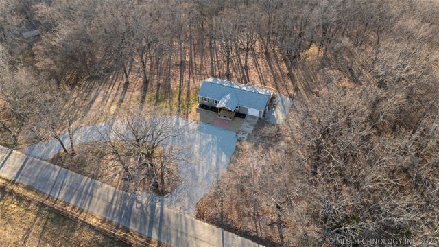 34901 S 590 Road, Grove, OK 74346