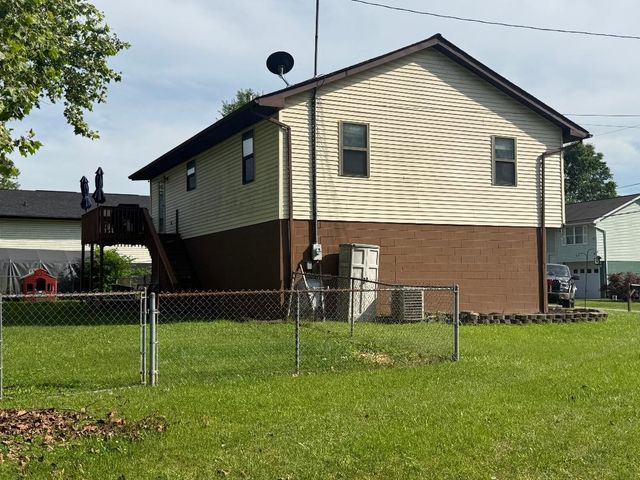 160 Macy Flat Top Road, Kenova, WV 25530