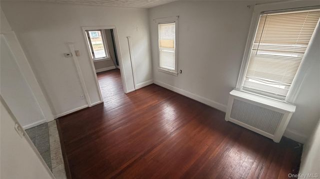 14435 224th Street First Floor, Rosedale, NY 11413