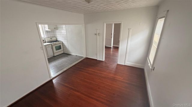 14435 224th Street First Floor, Rosedale, NY 11413