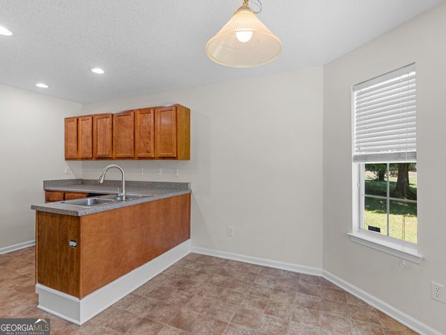 992 Brisley Circle, Hampton, GA 30228