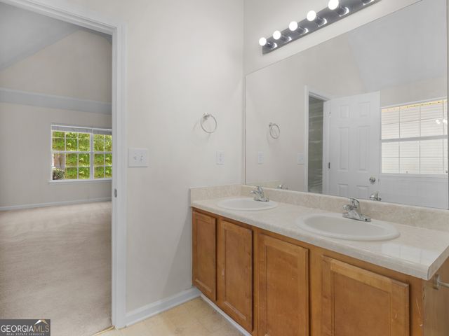 992 Brisley Circle, Hampton, GA 30228