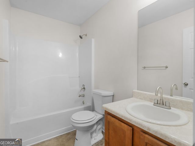 992 Brisley Circle, Hampton, GA 30228