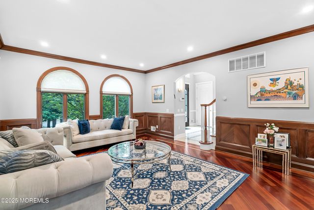 1833 New Hampshire Avenue, Toms River, NJ 08755