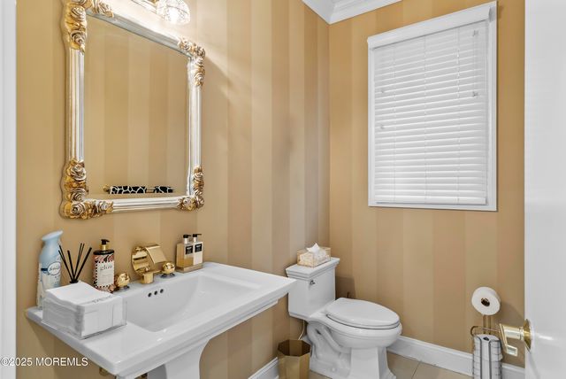 1833 New Hampshire Avenue, Toms River, NJ 08755