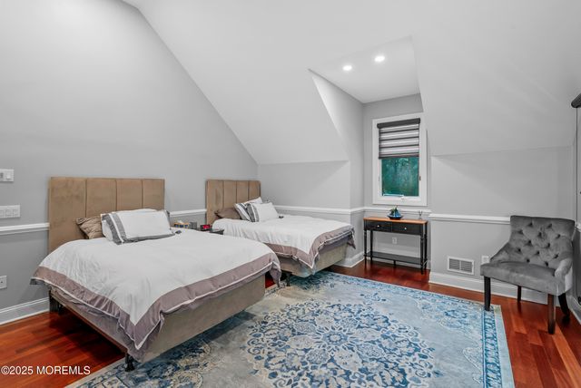 1833 New Hampshire Avenue, Toms River, NJ 08755