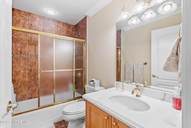 1833 New Hampshire Avenue, Toms River, NJ 08755