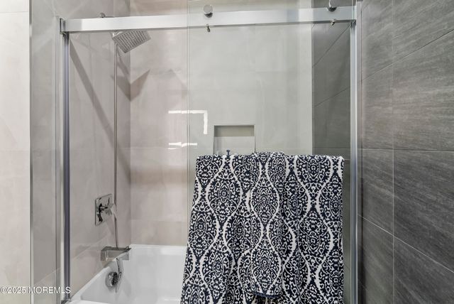 1833 New Hampshire Avenue, Toms River, NJ 08755