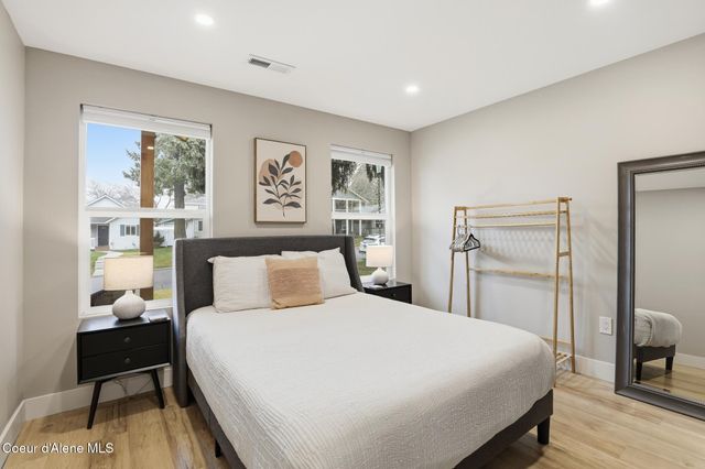 1010 E Pine AVE, Coeur D'alene, ID 83814