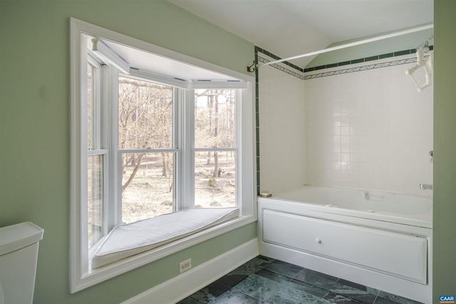 5695 FREE UNION RD, Free Union, VA 22940