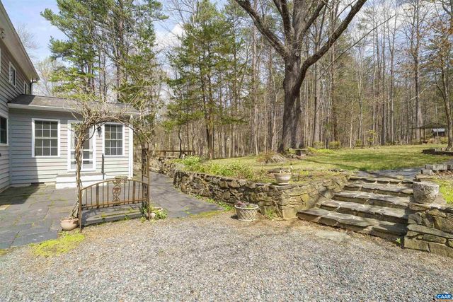 5695 FREE UNION RD, Free Union, VA 22940