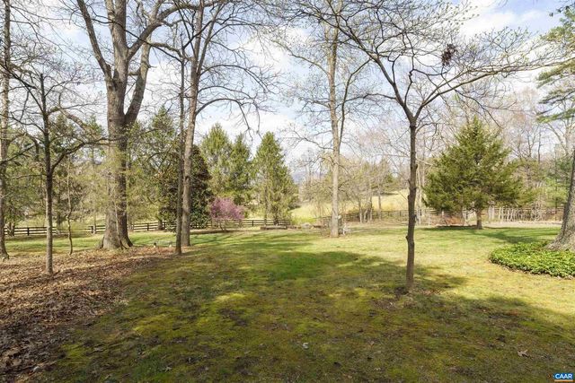 5695 FREE UNION RD, Free Union, VA 22940