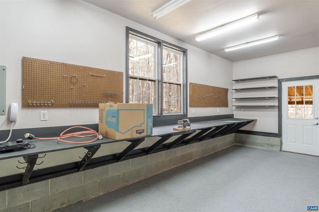 5695 FREE UNION RD, Free Union, VA 22940