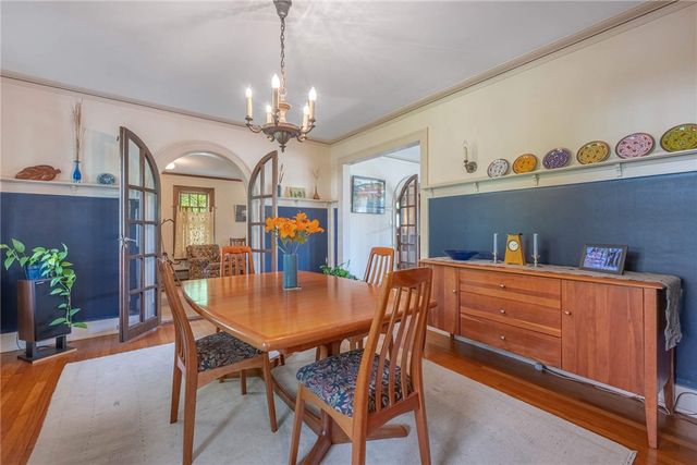 158 E Dixon Avenue, Oakwood, OH 45419