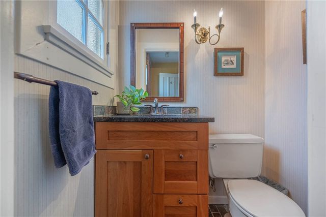 158 E Dixon Avenue, Oakwood, OH 45419