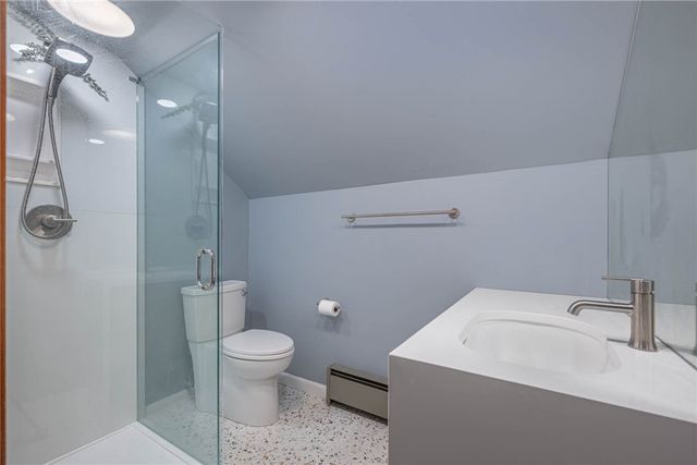 158 E Dixon Avenue, Oakwood, OH 45419